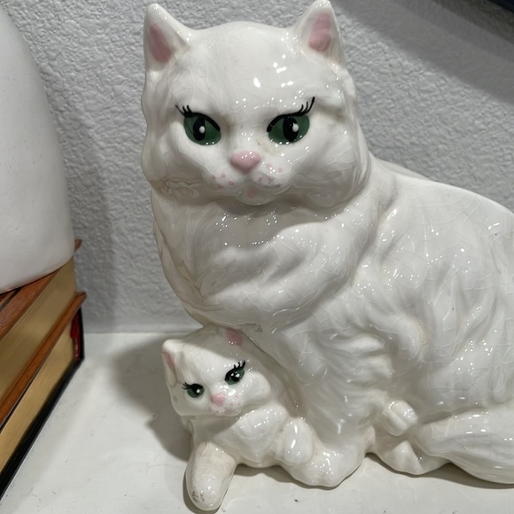 Vintage White Persian Cat Planter | Mother & Kitten Ceramic Planter | 8” - Picture 2 of 7